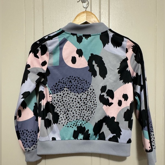 XL(14) Girls Adidas zip up all over print tricot jacket - Picture 6 of 7